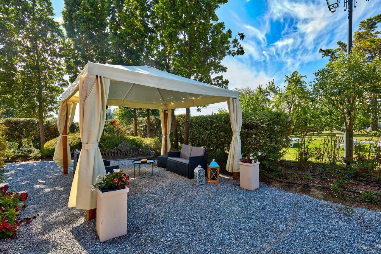 La Magnifica B&B Fauglia Экстерьер фото